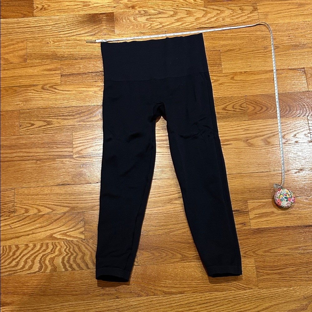 SPANX cropped black Leggings